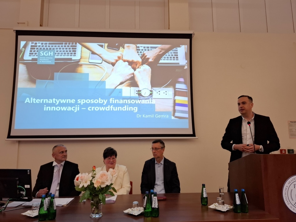 Prezentacja o crowdfunding'u na VIII Międzynarodowej Konferencji Naukowej SGH