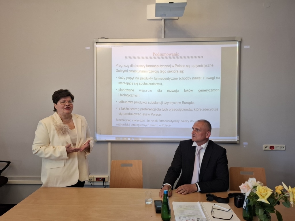 Prezentacja na konferencji „Aktywność podmiotów gospodarczych” w Polsce.