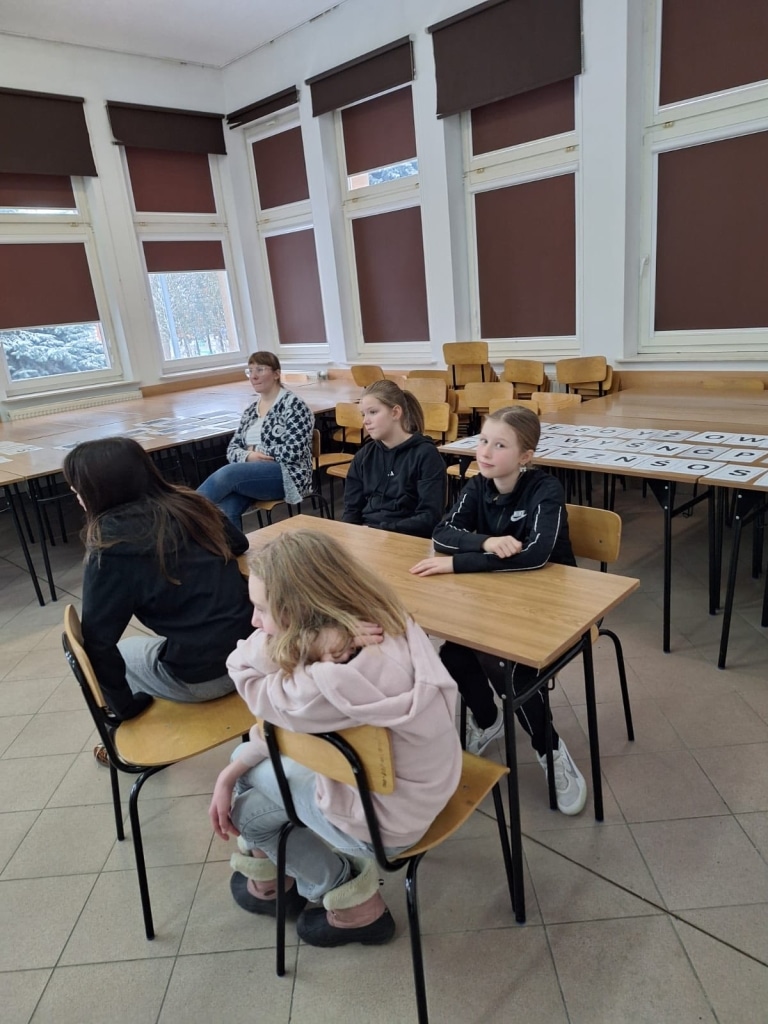 Dzieci na zajęciach w Przyrodniczym Uniwersytecie Dzieci