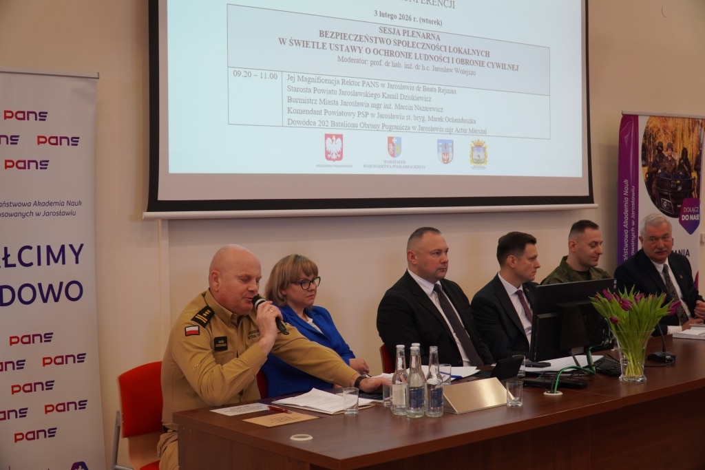 Konferencja naukowa o bezpieczeństwie w Jarosławiu: panel dyskusyjny