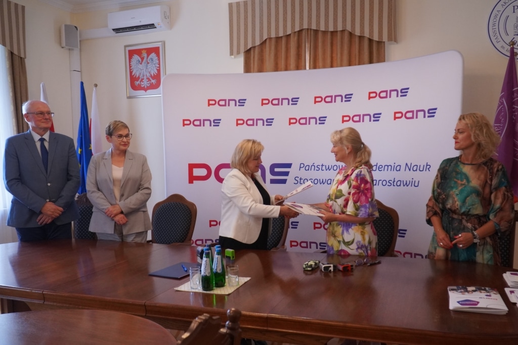 Uroczyste podpisanie porozumień o współpracy PANS Jarosław z placówkami edukacyjnymi