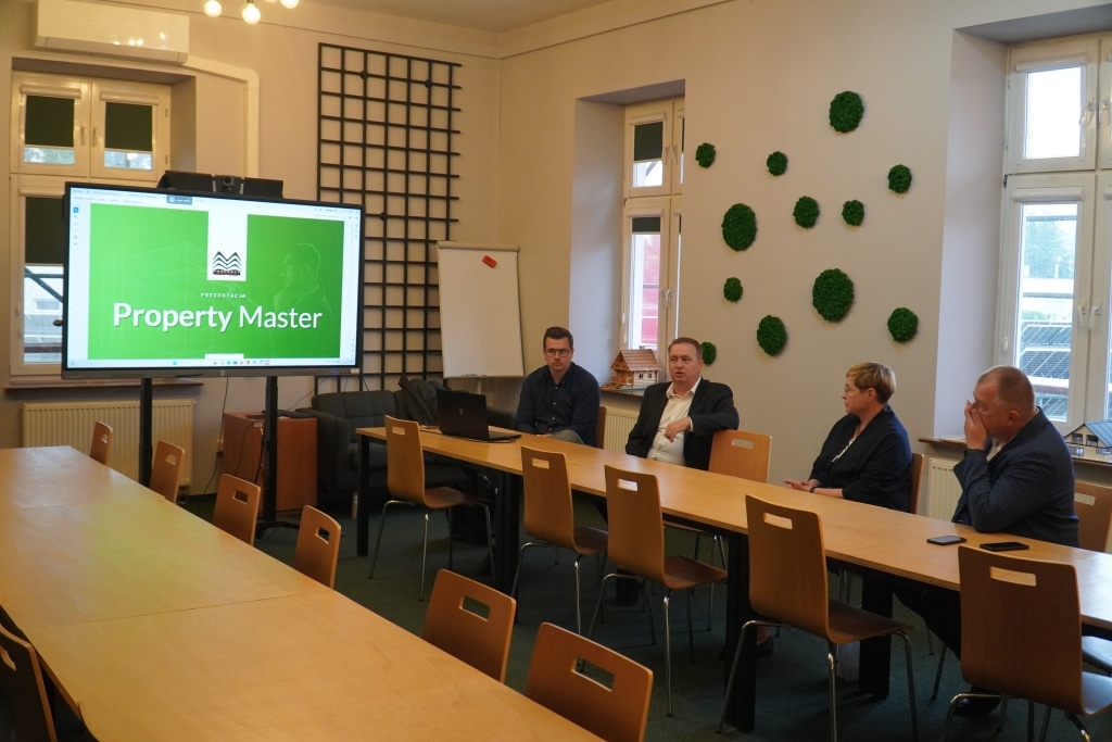 Podpisanie umów o współpracy z Property Master i Spirit Games Studio