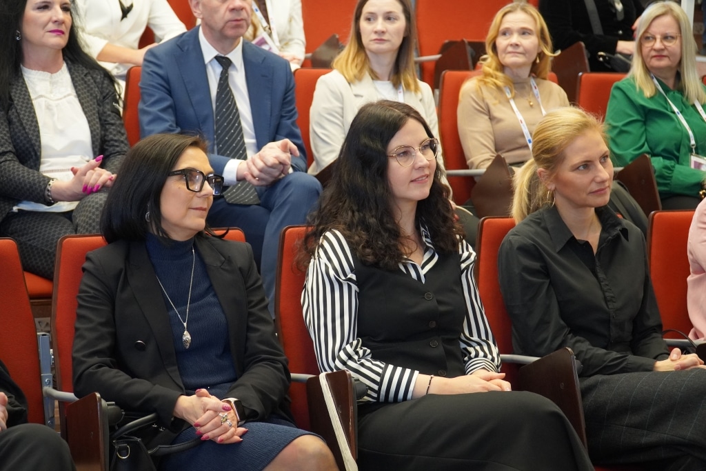 Uczestniczki konferencji naukowej o odporności psychicznej