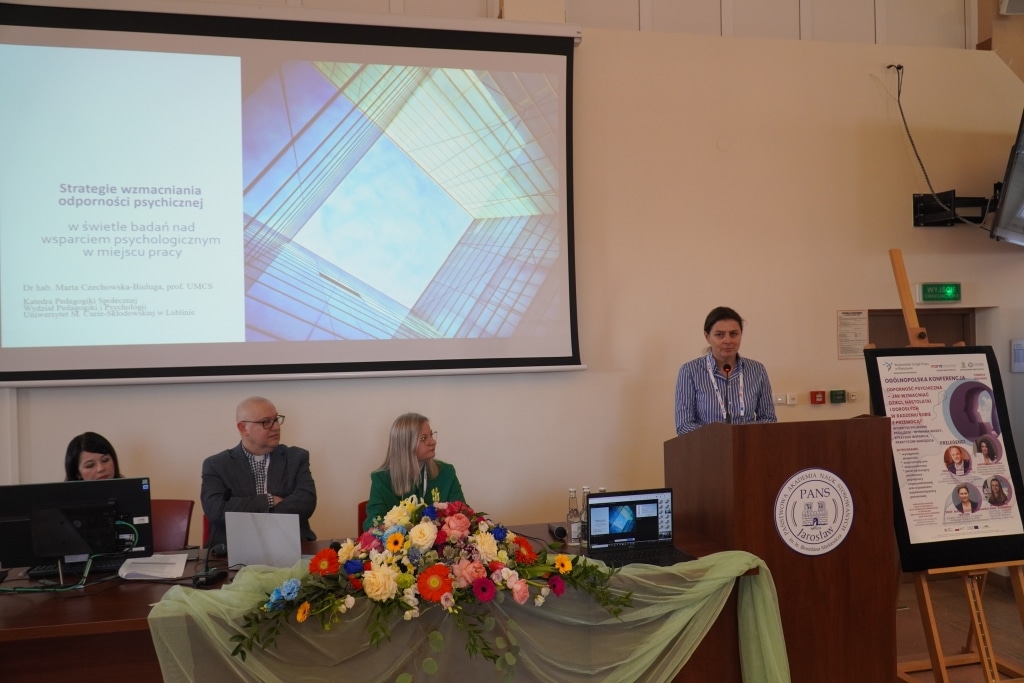 Konferencja naukowa: dr hab. Maria Czechowska-Brodzicka o odporności psychicznej