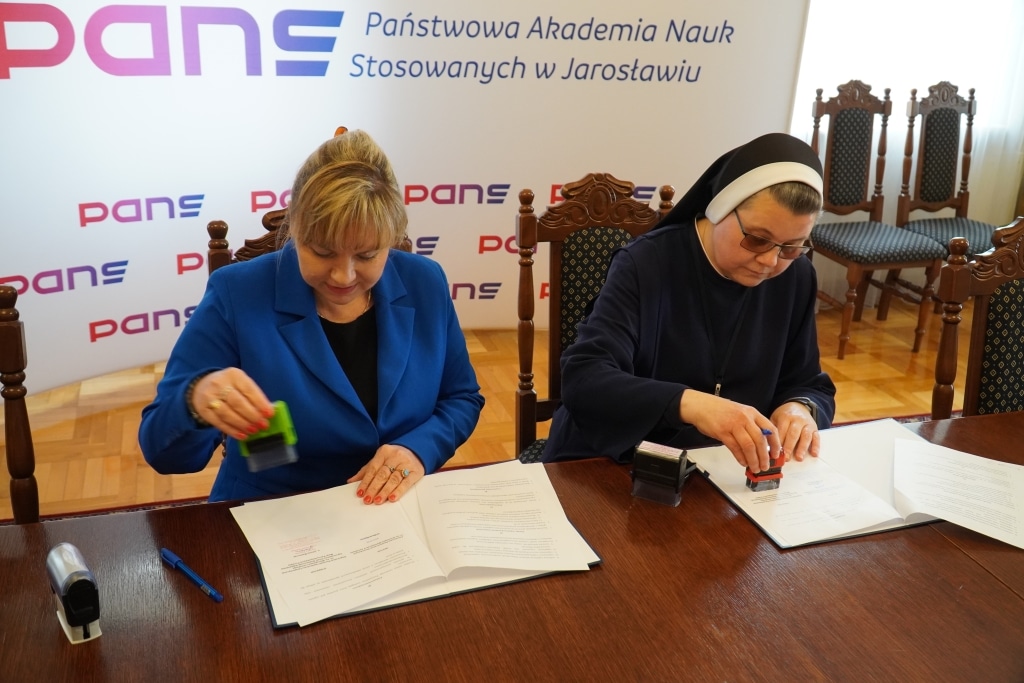 Uroczyste podpisanie porozumień o współpracy w PANS Jarosław