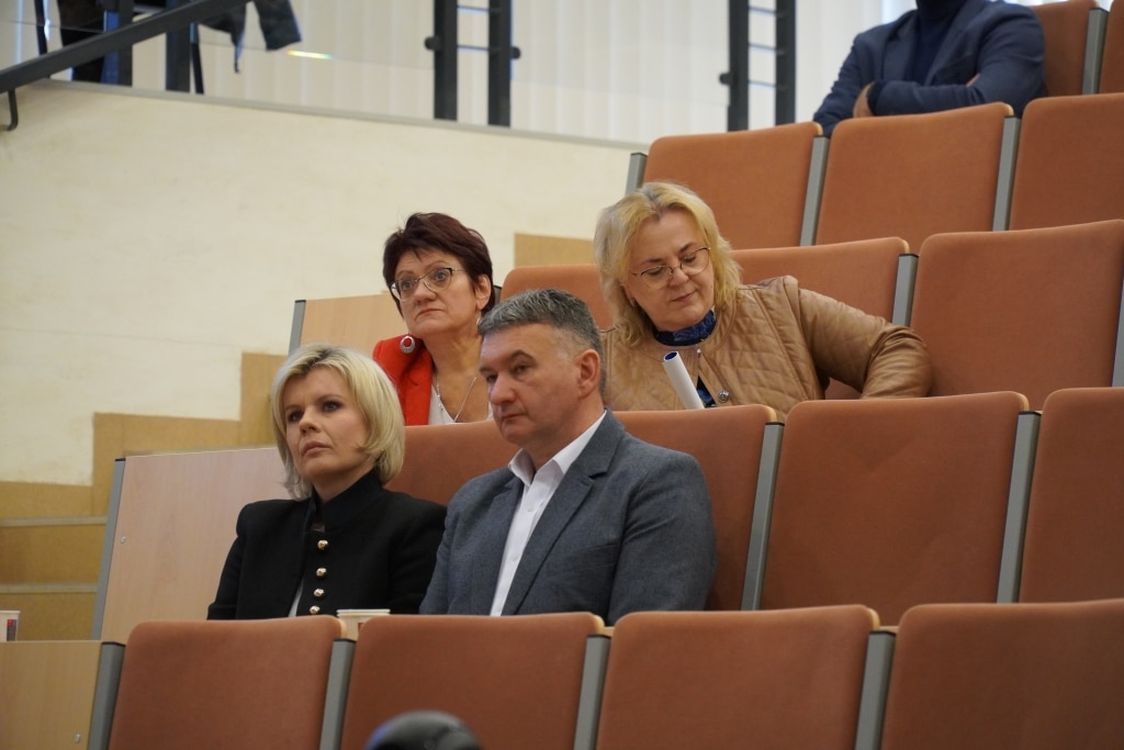Uczestnicy konferencji dla dyrektorów szkół i placówek oświatowych