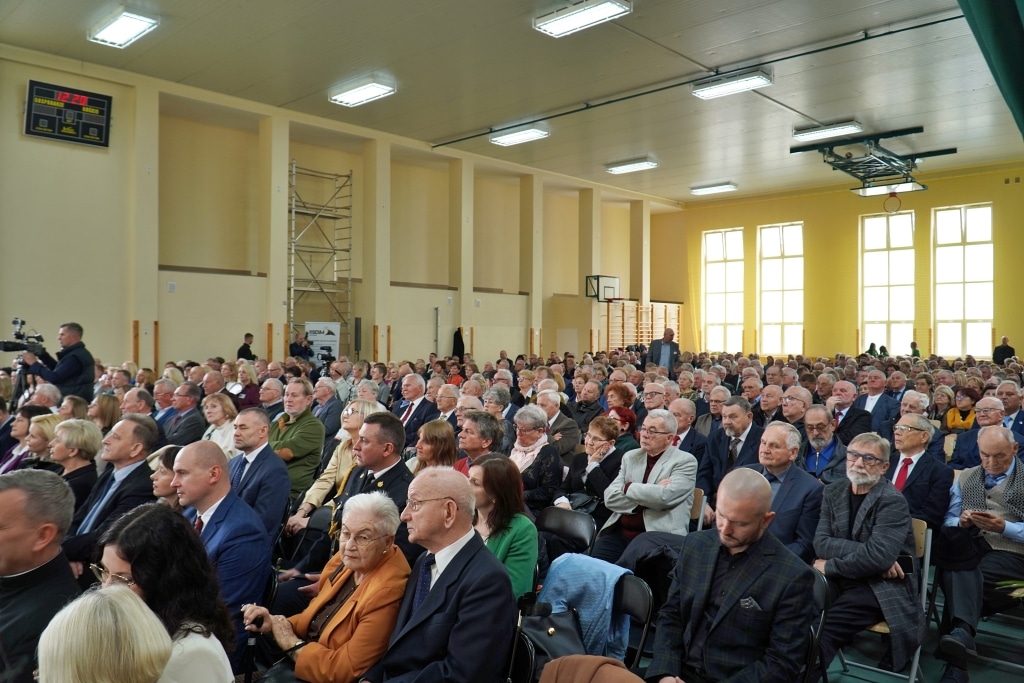 Uroczystość w Zespole Szkół Drogowo-Geodezyjnych w Jarosławiu na jubileuszu 85-lecia.