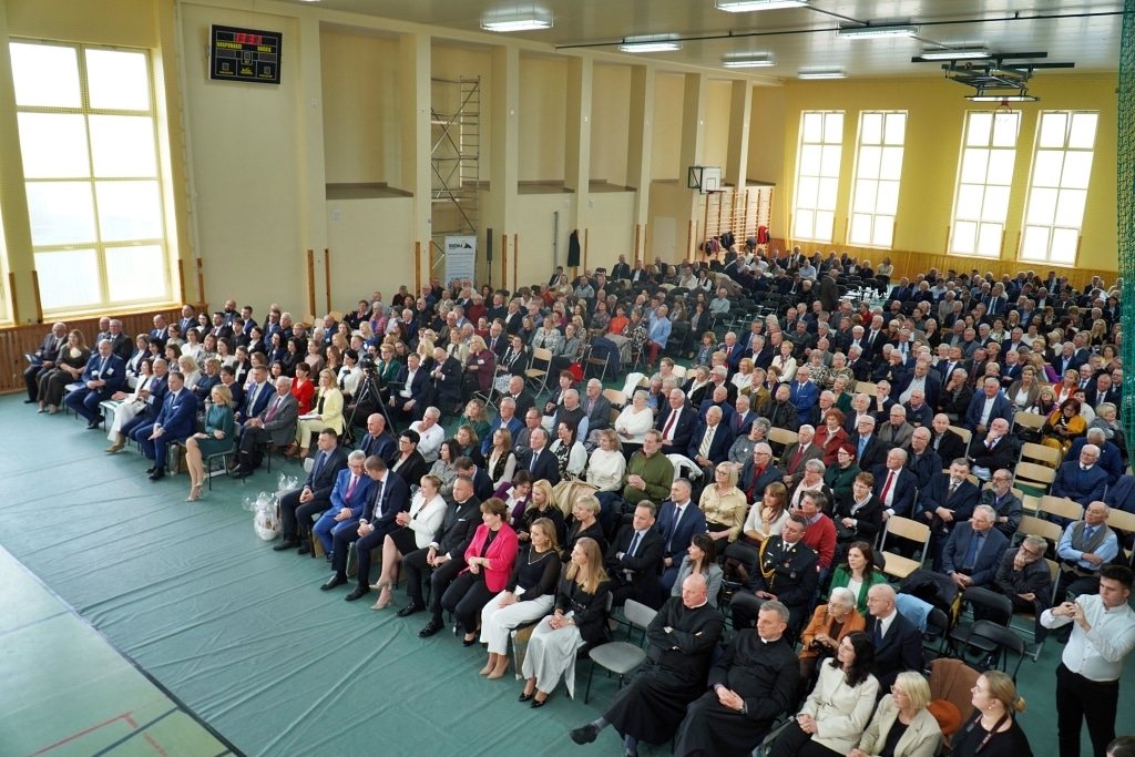 Uroczystość jubileuszowa 85-lecia Zespołu Szkół Drogowo-Geodezyjnych w Jarosławiu.