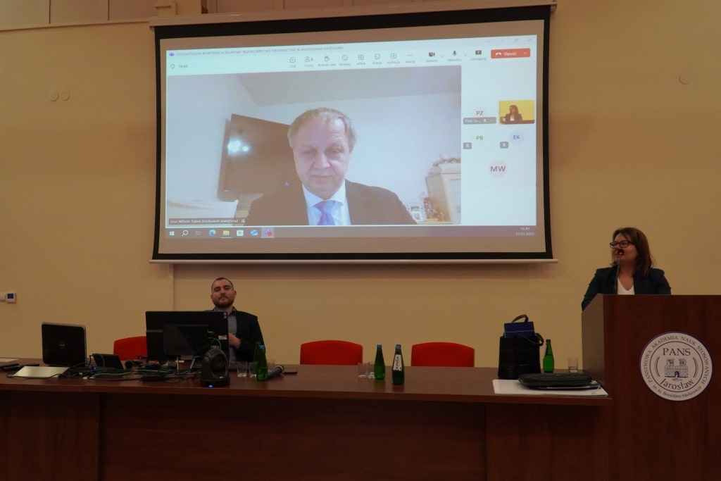 Prezentacja z konferencji Bezpieczeństwo Informacyjne w Zarządzaniu Kryzysowym.