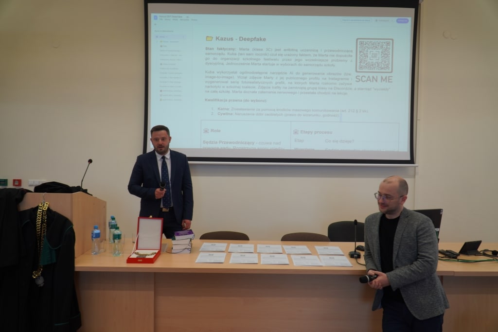 Symulacja rozprawy sądowej "Meandry prawa" - wykład o deepfake