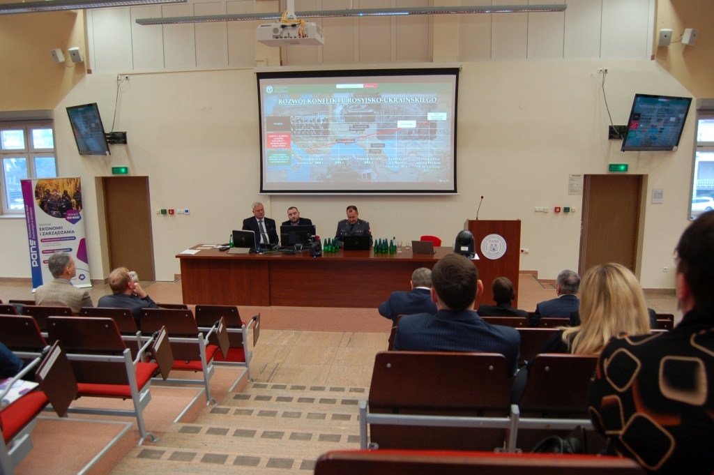 Konferencja naukowa Bezpieczeństwo Informacyjne w Zarządzaniu Kryzysowym – prelekcja