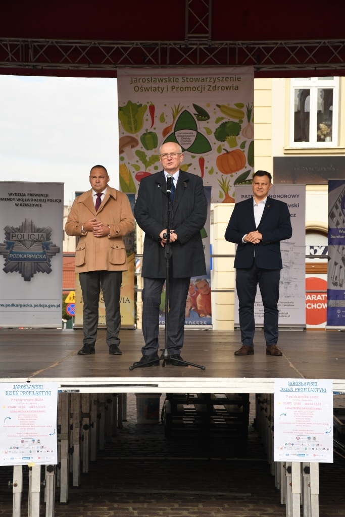 Uroczystość Jarosławskiego Dnia Profilaktyki z udziałem PANS w Jarosławiu.