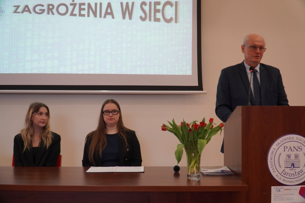 Hejt – mowa nienawiści. Nie hejtuję, szanuję!