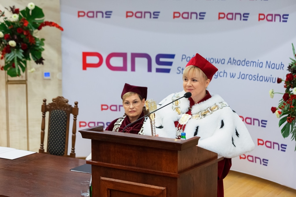 Inauguracja Roku Akademickiego PANS Jarosław: rektor przemawia