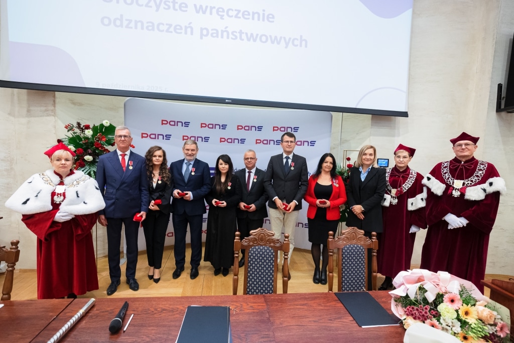 Uroczystość wręczenia odznaczeń państwowych w PANS