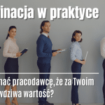 Ludzie stojący w kolejce do rekrutacji, z tekstem: Determinacja w praktyce