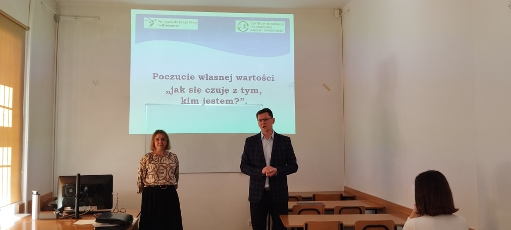 Prelegenci na warsztatach z poczucia własnej wartości w Rzeszowie