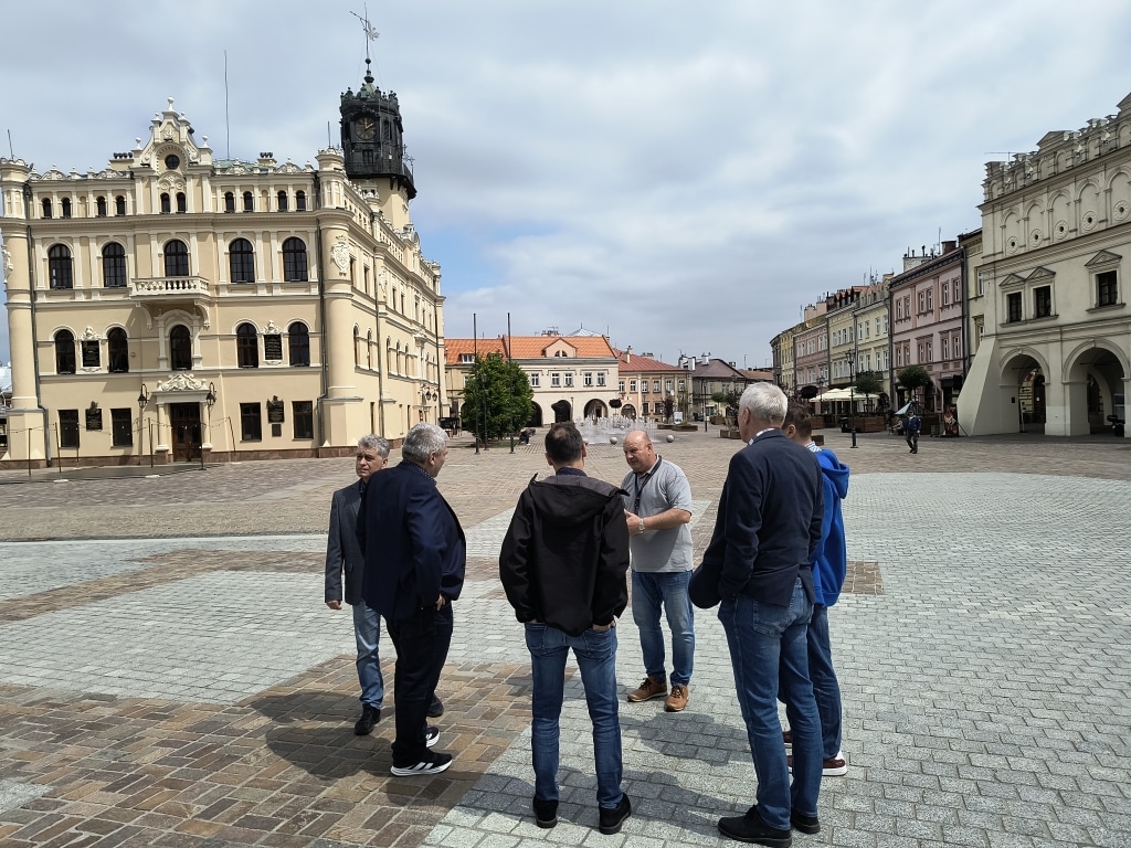 Spotkanie środowiska ISP i ICT w Jarosławiu podczas RIPE 92.