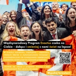 Grupa młodych ludzi świętuje sukces z Enactus Poland. Dołącz do nas!