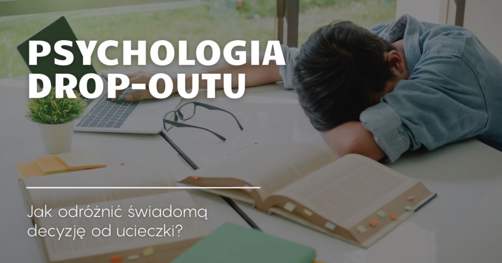 Psychologia drop-outu: człowiek śpi na książkach, tekst po polsku