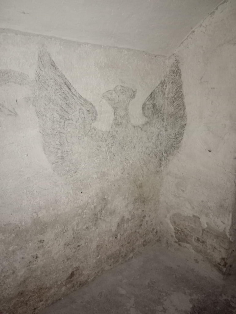 Mural z orłem w warsztacie storytellingu