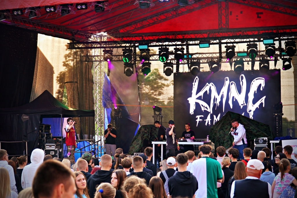 Koncert KMNC na Juwenaliach 2025 z widzami