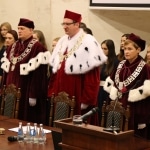 Uroczysta inauguracja roku akademickiego 2016/2017 w togach.