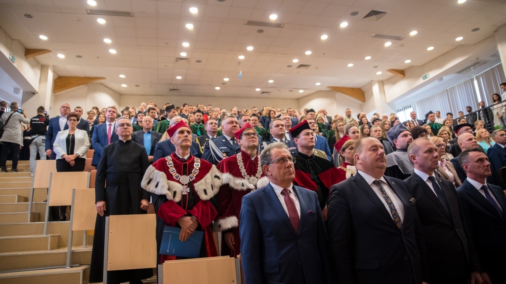 Uroczysta inauguracja roku akademickiego 2019/2020 w auli.