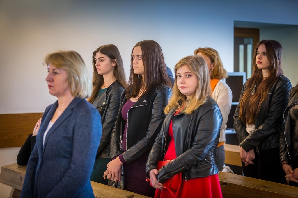 Uczestniczki Inauguracji 2018/2019 w eleganckich strojach