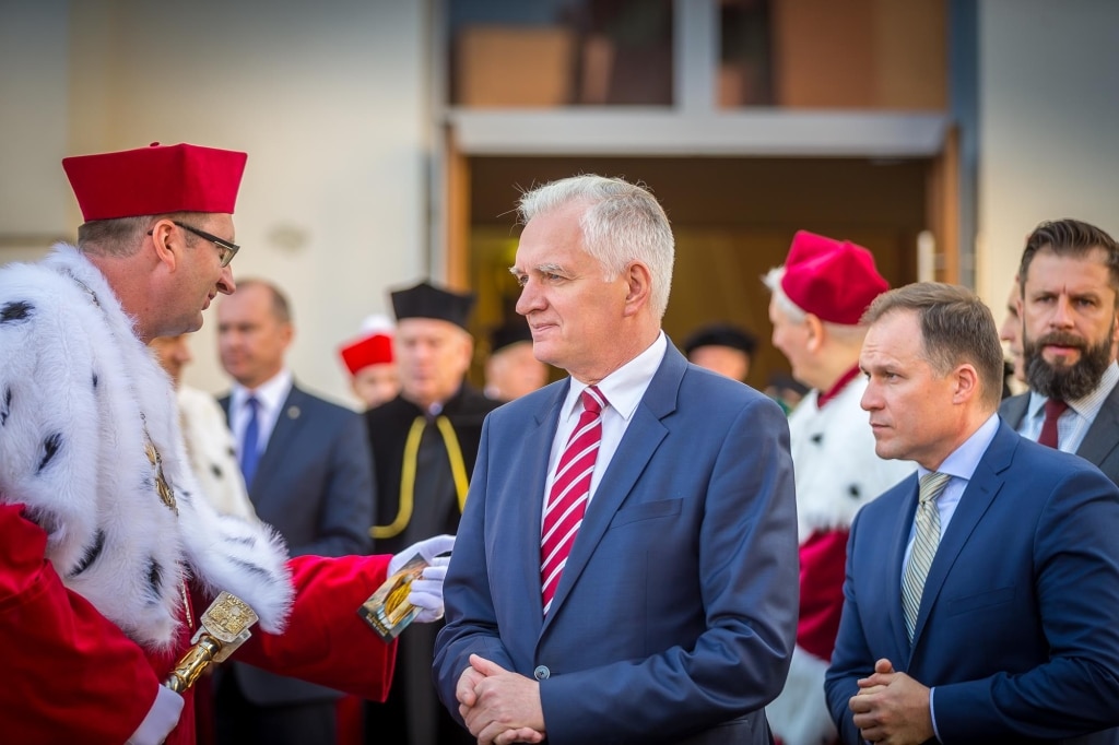 Inauguracja 2018/2019: Uroczyste wręczenie insygniów na uczelni.