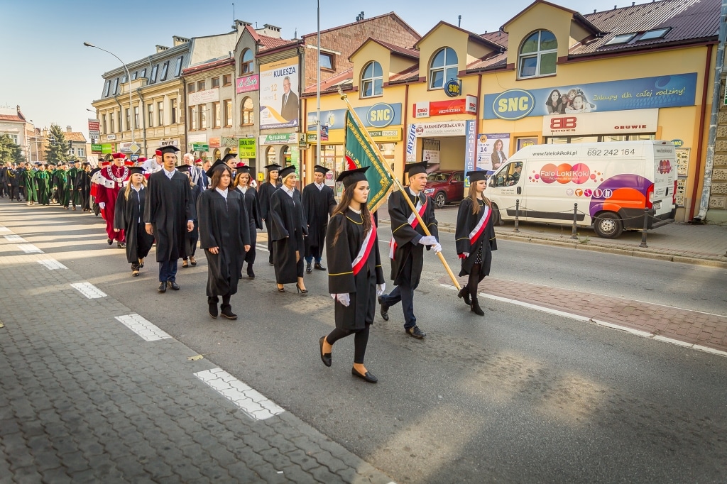 Uroczysta inauguracja roku akademickiego 2018/2019 z przemarszem studentów i wykładowców