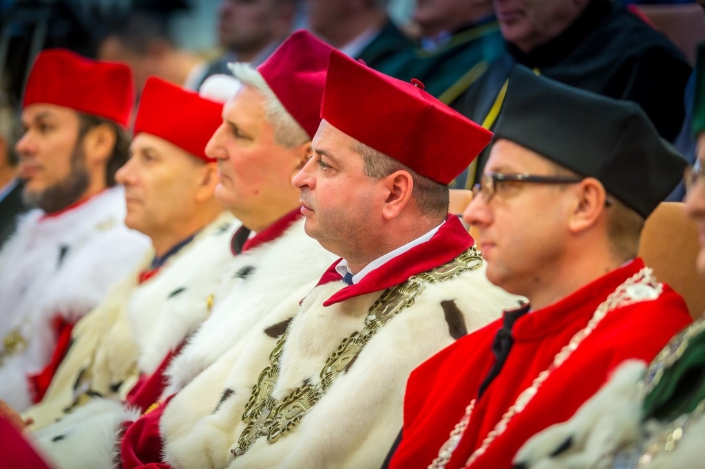 Uroczysta inauguracja roku akademickiego 2018/2019 z udziałem profesorów w togach