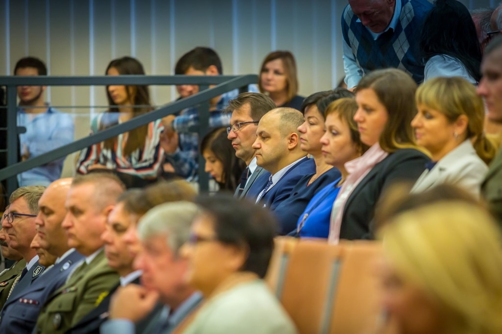 Uczestnicy Inauguracji Roku Akademickiego 2018/2019 w sali konferencyjnej.