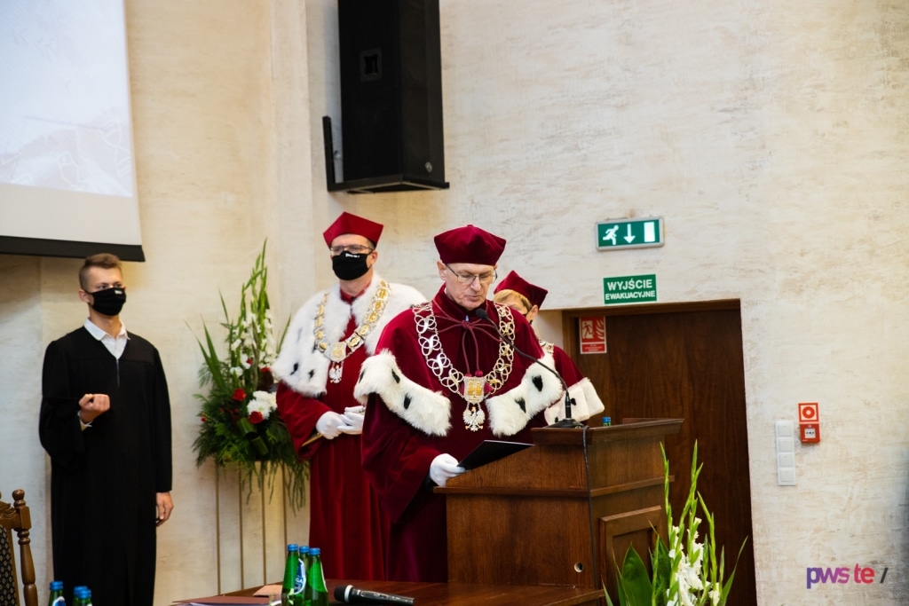 Uroczystość inauguracji roku akademickiego 2020/2021 w Polsce